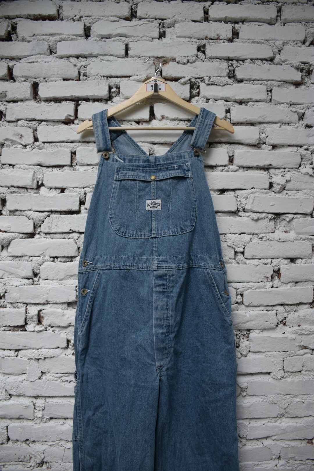 Overall Jeans lee dungares, Fesyen Pria, Pakaian , Baju Luaran di Carousell