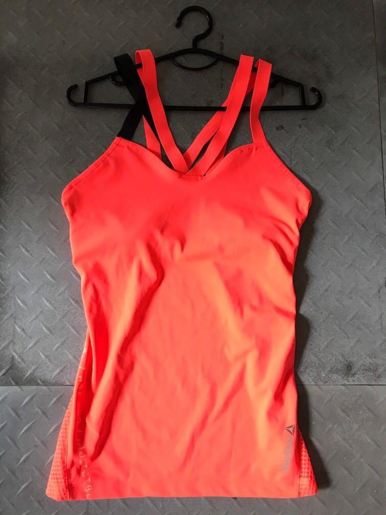 reebok sports apparel