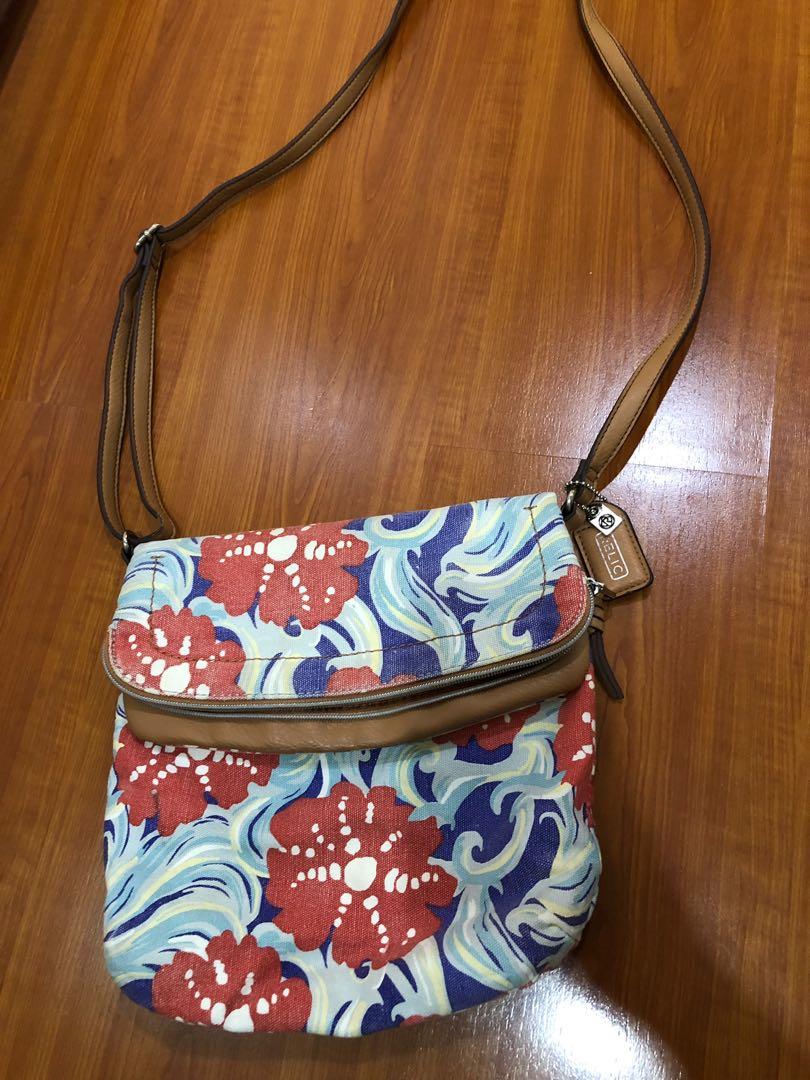 Relic on sale sling bag