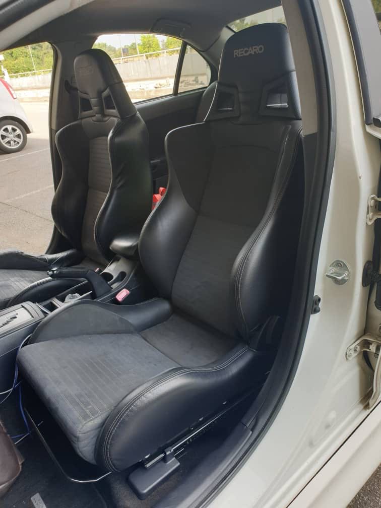 Evo x top bucket seats