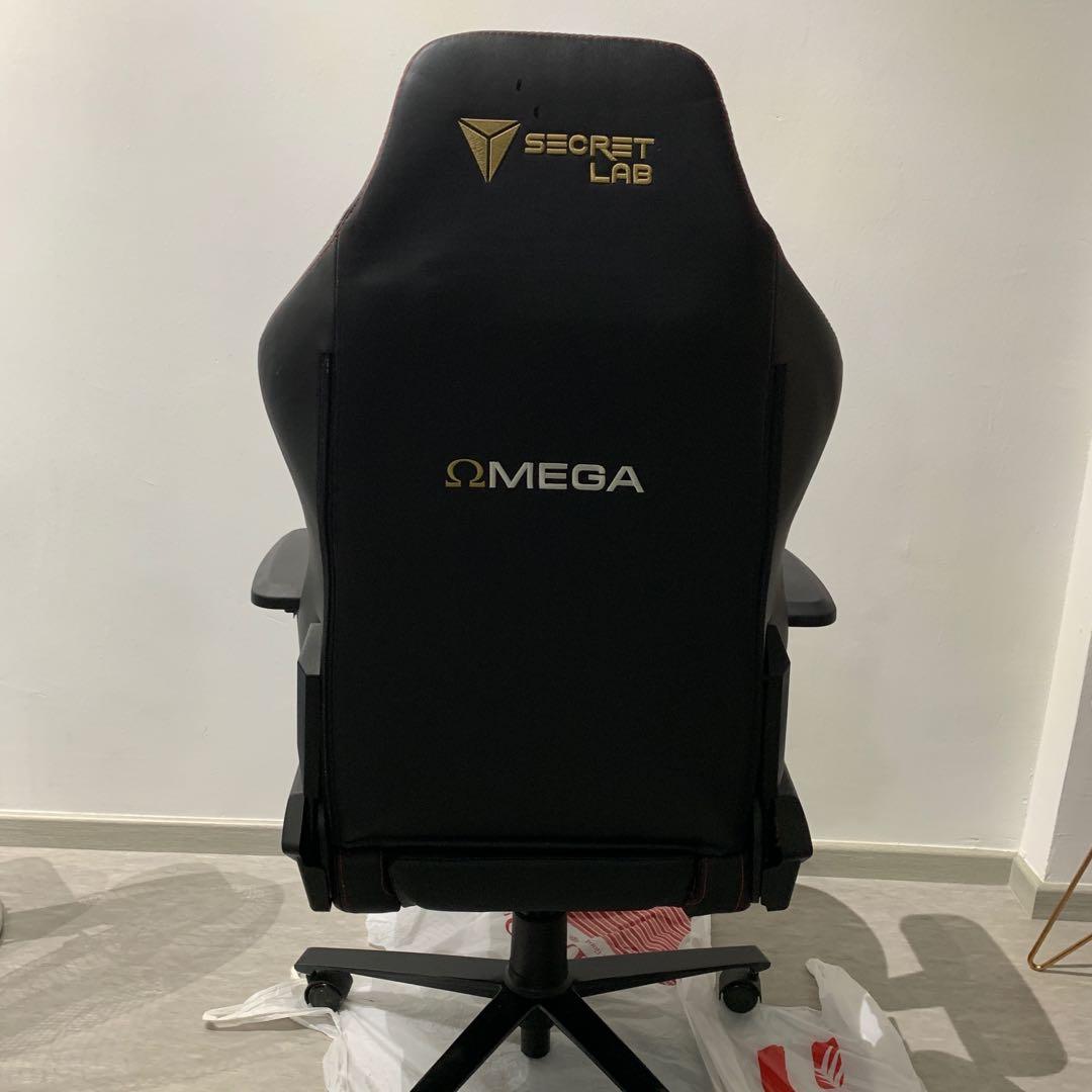 Secretlab Omega Can buy chair cover from Lazada Furniture