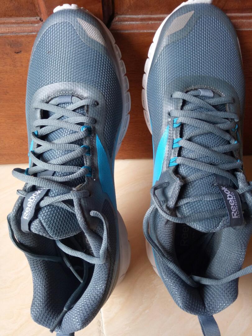 Sepatu reebok Running ori
