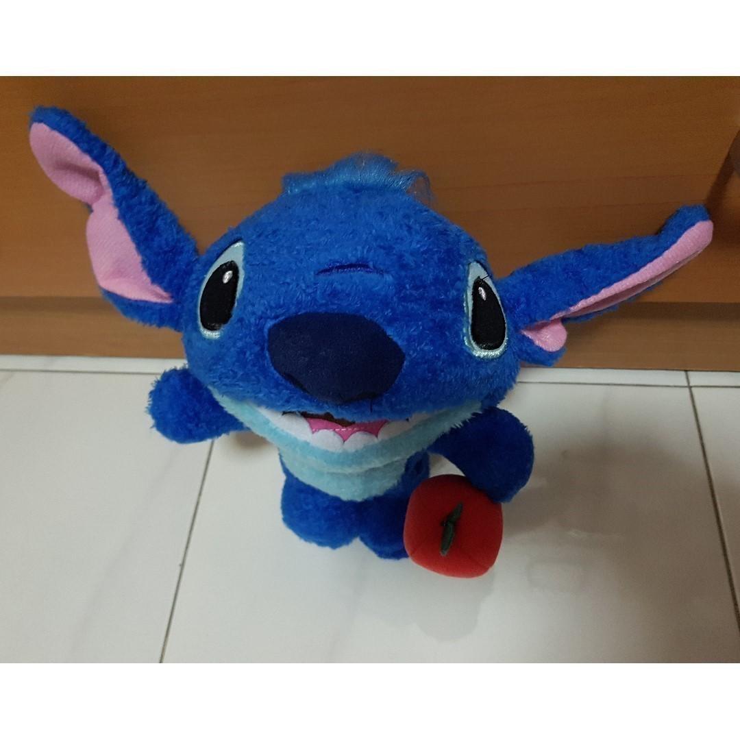 Stitch Eating Apple Plush Toy 23cm Mrttoapayoh Toys Games Stuffed Toys On Carousell