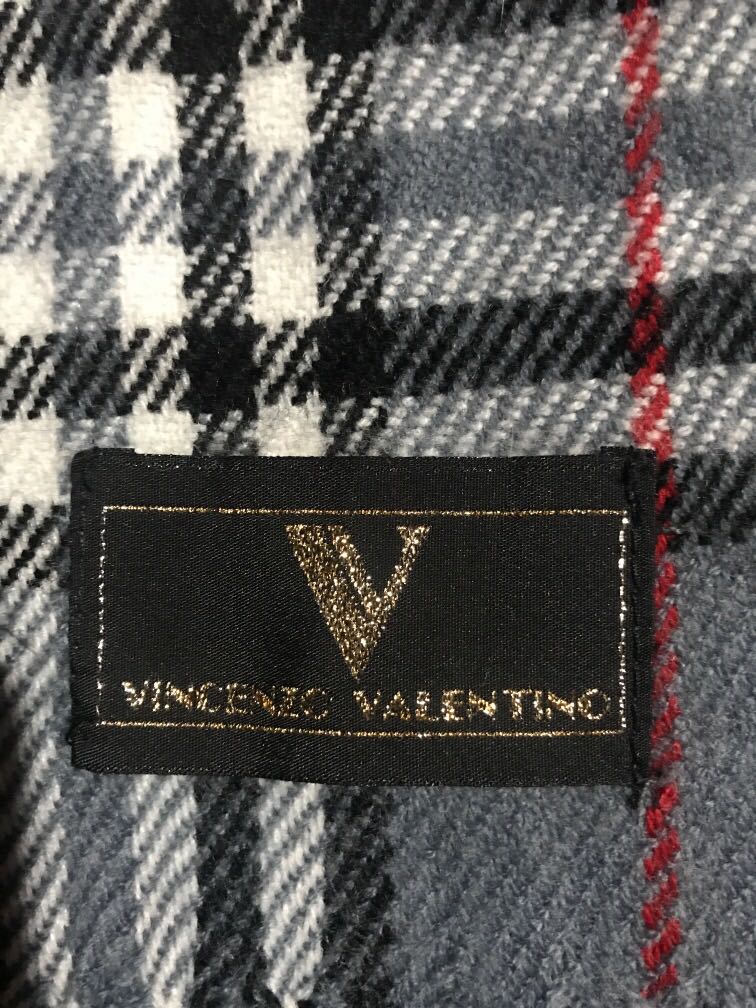 Vincenzo Valentino scarf, Women's Fashion, Watches & Accessories, Hair ...