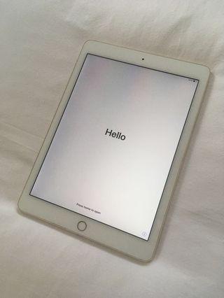 iPad Air 2 (Gold, 64GB)