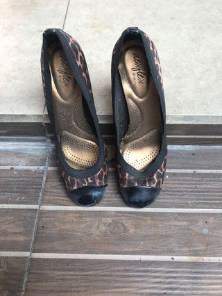 Deflex shoes leopard