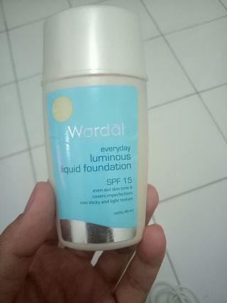 Wardah luminuous liquid foundation