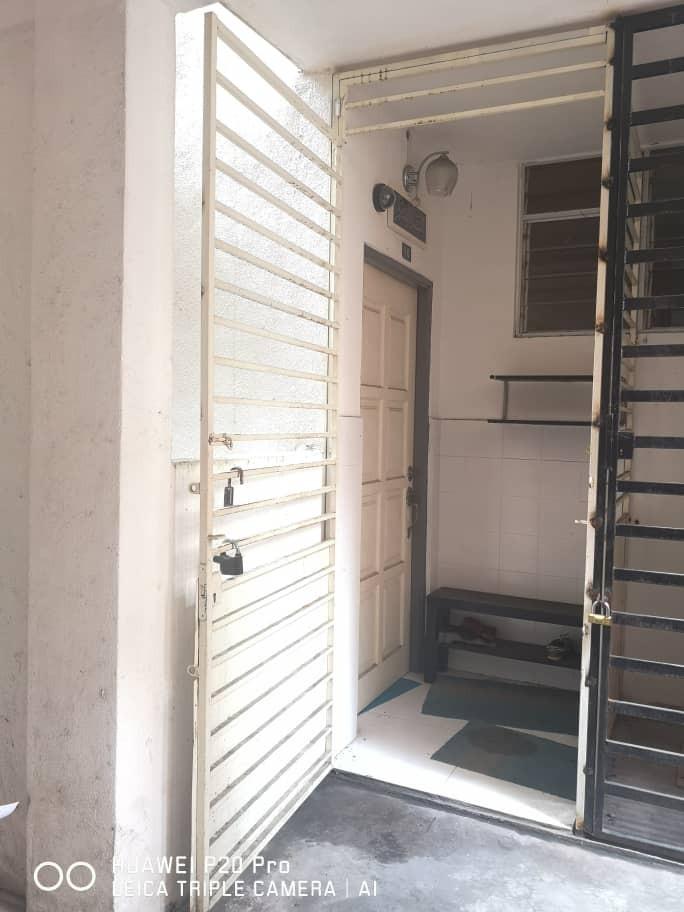 Apartment Taman Harmoni Balakong On Carousell