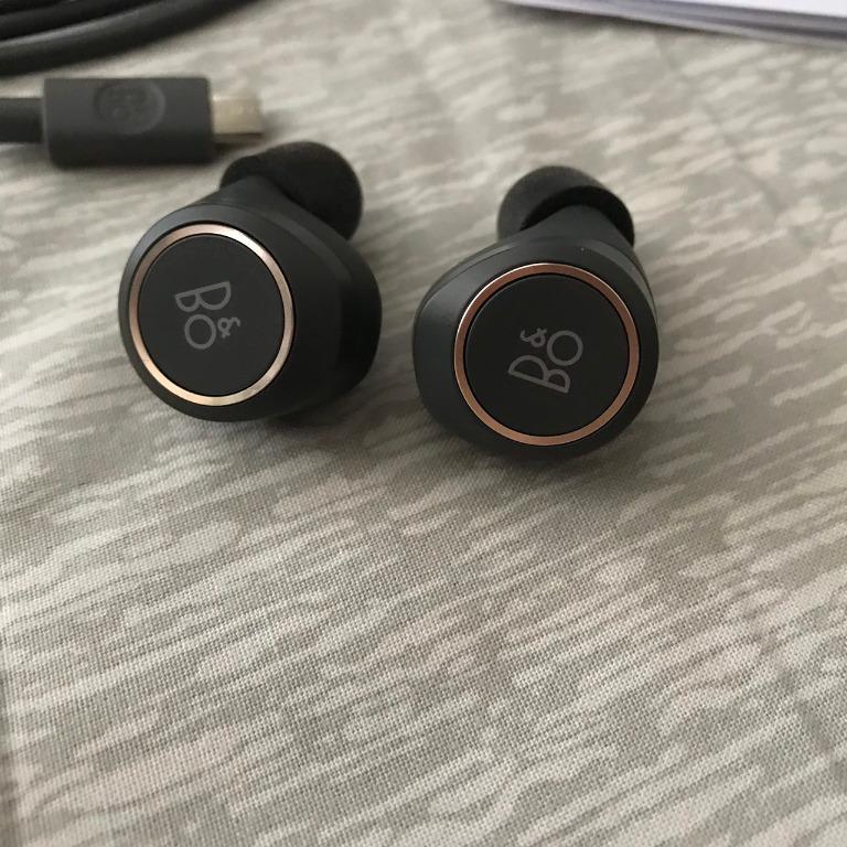 B O Play E8 By Bang Olufsen Beoplay Premium True Wireless Elektronik Audio Di Carousell