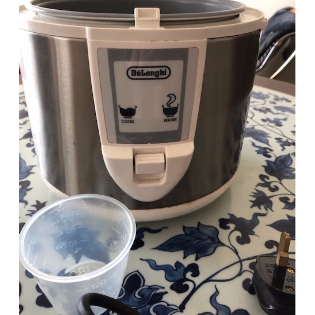 DeLonghi rice cooker, TV & Home Appliances, Kitchen Appliances, Cookers