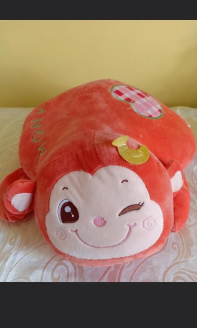 Happy hug monkey (Category: Plushies & Soft Toys) located in Manila. Submitted by timonsam (Listing ID 237457461, Image 1). Description: #winsunniesface 🆕 📍 Good condition Good as gift to your love ones Huggable Orange color RFS: fund's for my Mom's 80th birthday 👉 Details prefer photos NOTE: 🚫 NO RUSH orders as delivery timelines are dependent on the courier. 🚫NO REFUND /❎RETURNS/⚠️EXCHANGE ❎CANCELLATION OF ORDER 📥ONCE DELIVER.