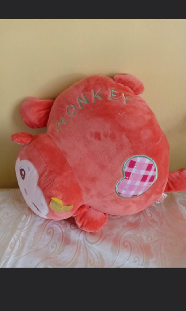 Happy hug monkey (Category: Plushies & Soft Toys) located in Manila. Submitted by timonsam (Listing ID 237457461, Image 2). Description: #winsunniesface 🆕 📍 Good condition Good as gift to your love ones Huggable Orange color RFS: fund's for my Mom's 80th birthday 👉 Details prefer photos NOTE: 🚫 NO RUSH orders as delivery timelines are dependent on the courier. 🚫NO REFUND /❎RETURNS/⚠️EXCHANGE ❎CANCELLATION OF ORDER 📥ONCE DELIVER.