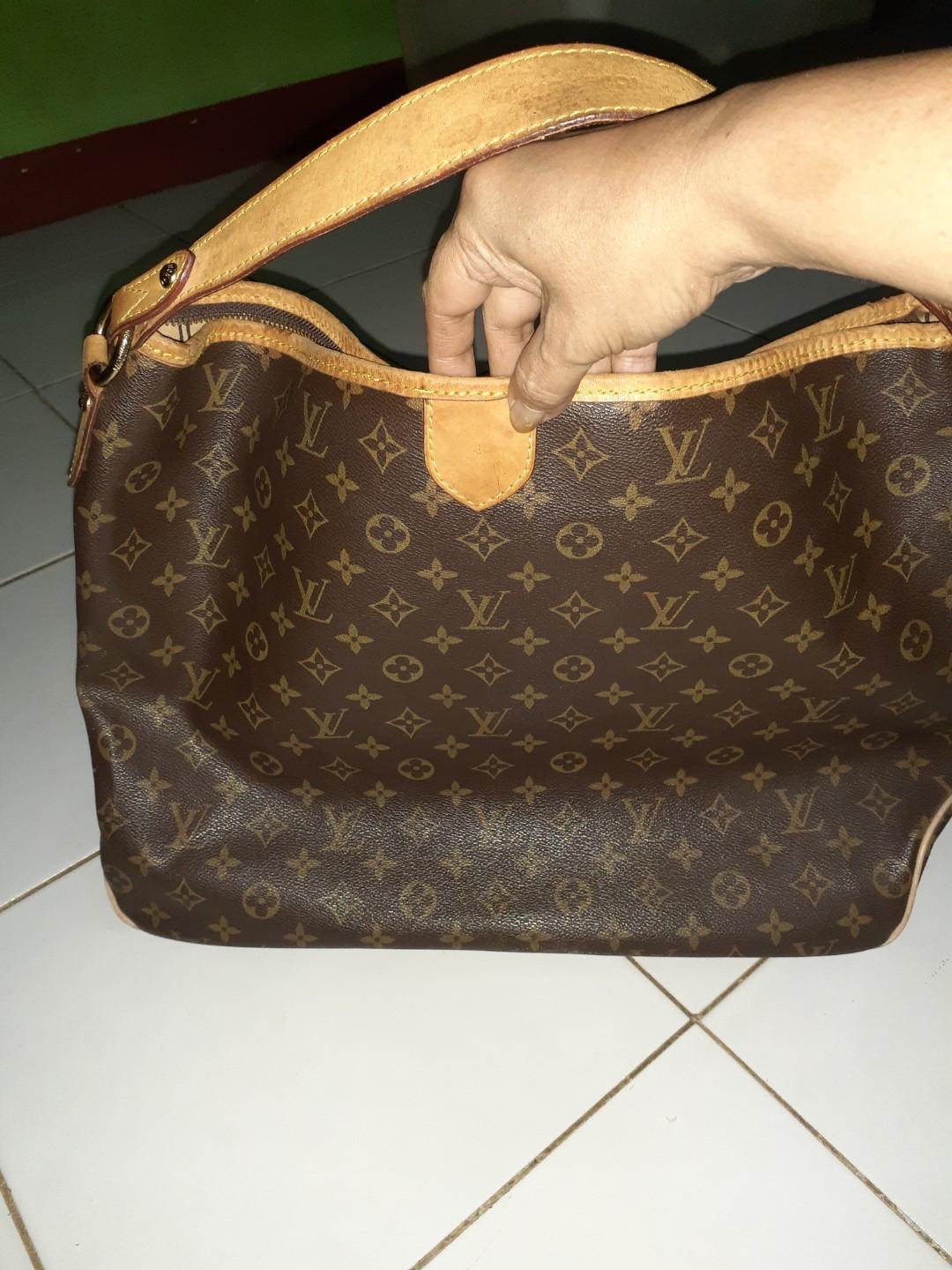 Dompet Louis Vuitton second ada no.seri M61702, Fesyen Wanita, Tas & Dompet  di Carousell