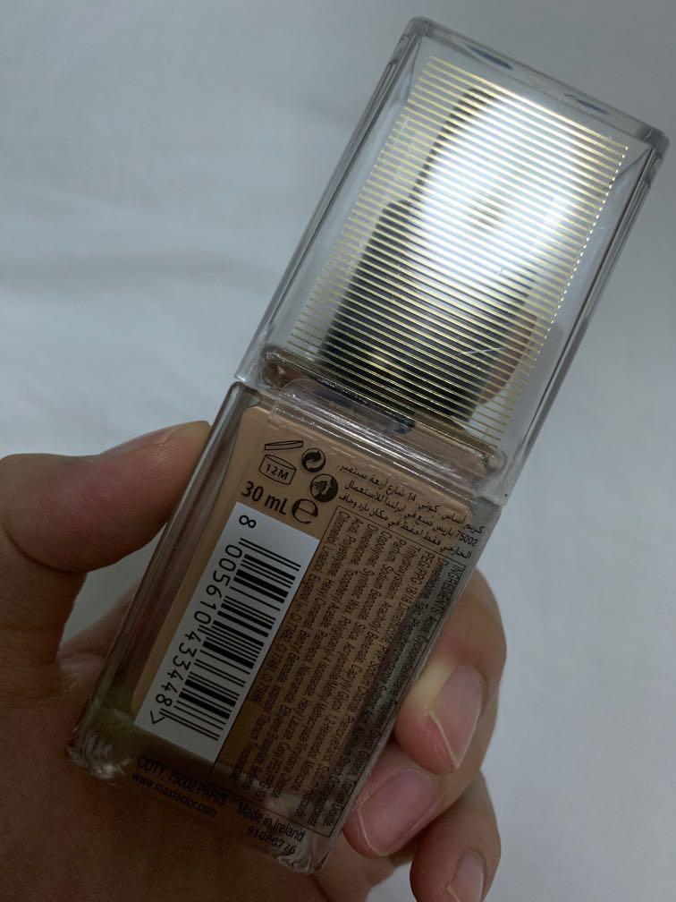 Max factor X miracle foundation (Category: Makeup) located in Singapore. Submitted by kintsugi97 (Listing ID 237621691, Image 2). Description: Healthy skin harmony miracle foundation Shade: golden 75 SPF 20 Brand New in packaging, unopened Made in Ireland Price negotiable .