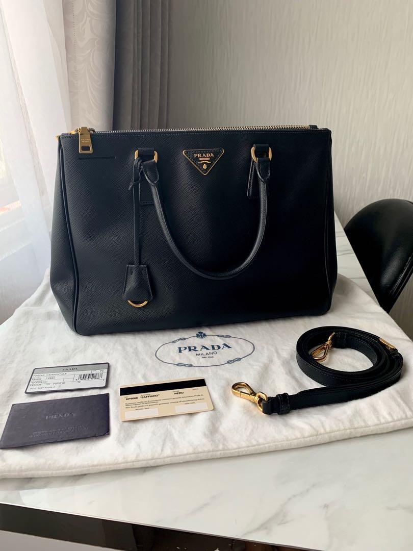 Harga prada saffiano original online