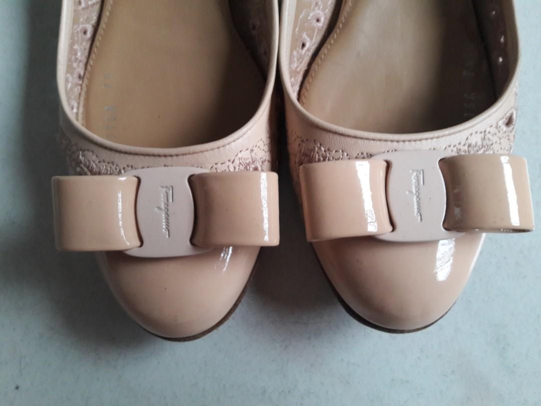 light pink flats