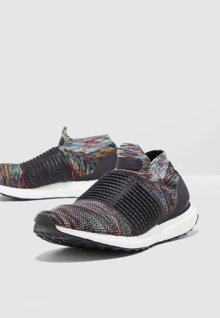 Ultra boost laceless sale clearance