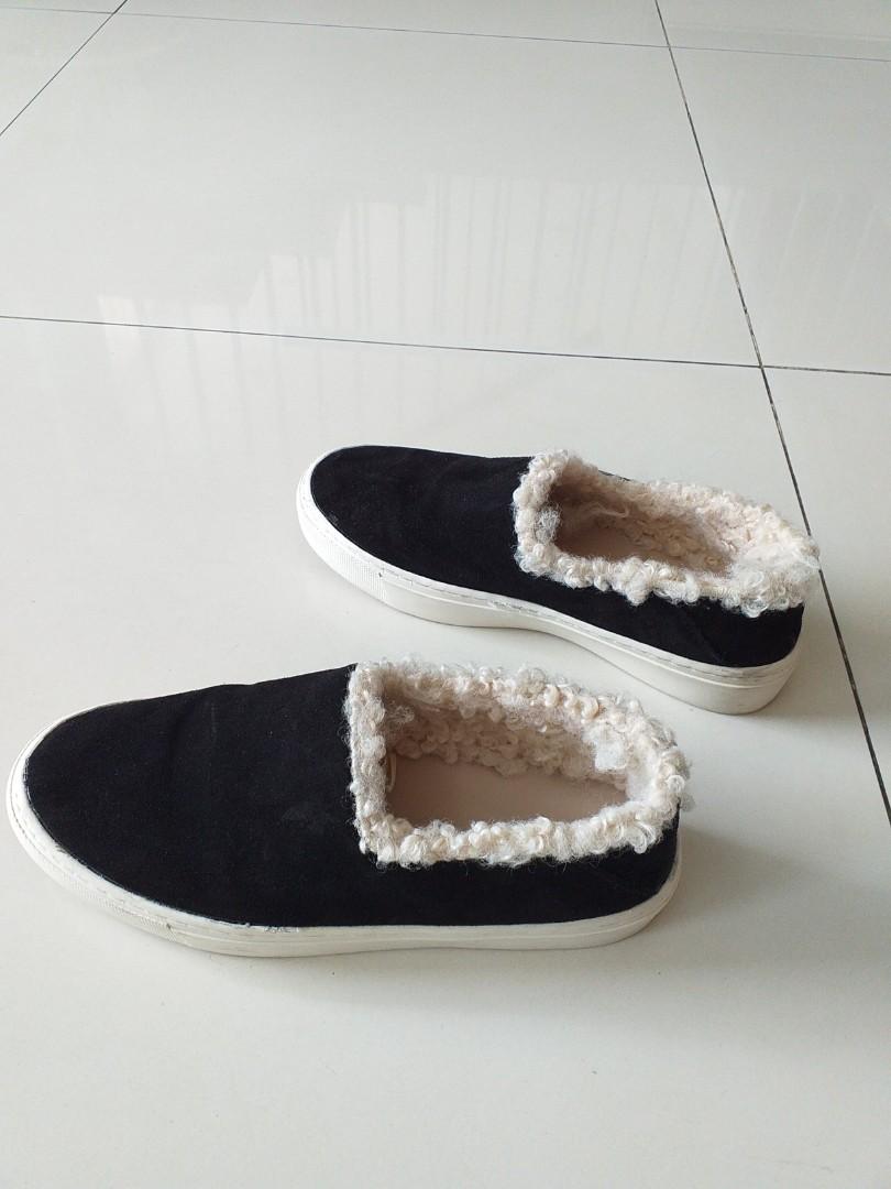 Chaussures Zara Basic Collection Pointure 37 (6.5 US) - Neuf Sans Emballage