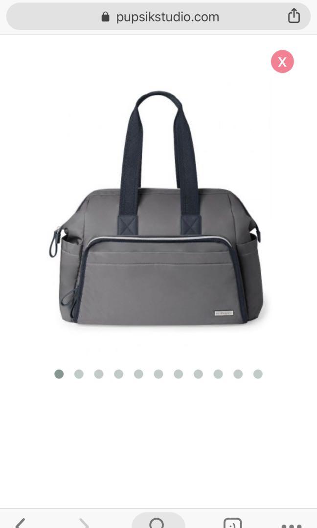 skip hop mainframe wide open diaper satchel