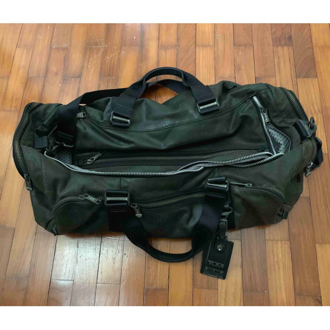 Tumi Leather Duffel Bag, Luxury, Bags & Wallets on Carousell