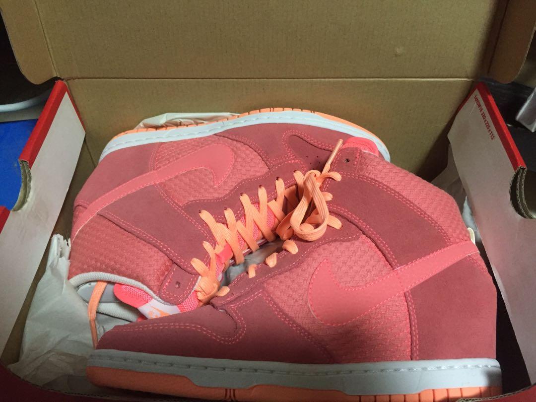 women's dunk sky hi essential