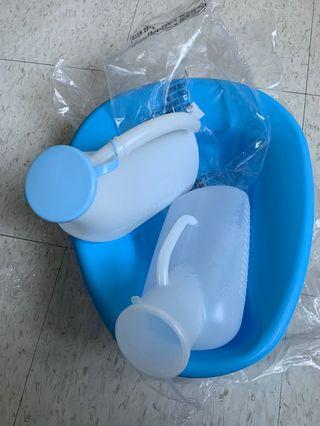 床上便盆1各+男生尿壺2個