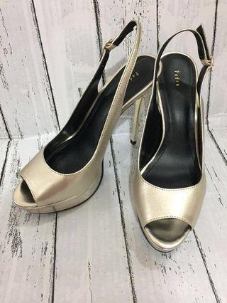 Pedro Heels (Light Gold) Size 35