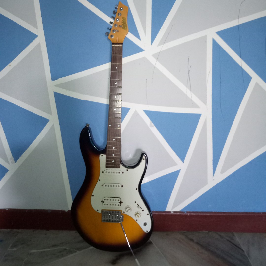 Ashton electric guitar, Hobbies & Toys, Music & Media, Musical ...