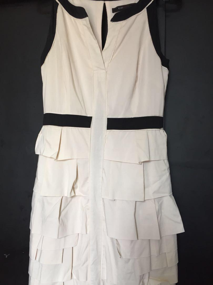 BCBG Maxazaria Dress (Category: Dresses) located in Taguig. Submitted by aryast (Listing ID 221770677, Image 2). Description: In good condition Rarely used Sf c/o buyer.