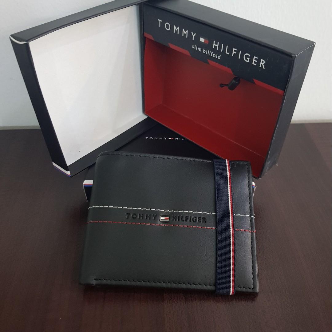 tommy hilfiger mens wallet sale