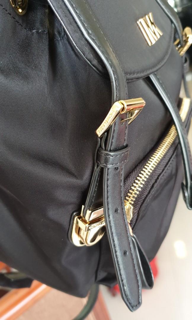 Michael kors beacon small backpack best sale