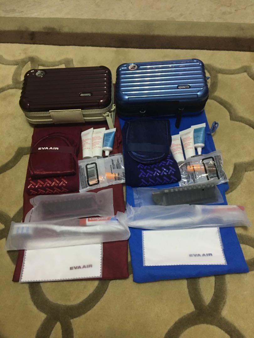 rimowa accessories travel kit