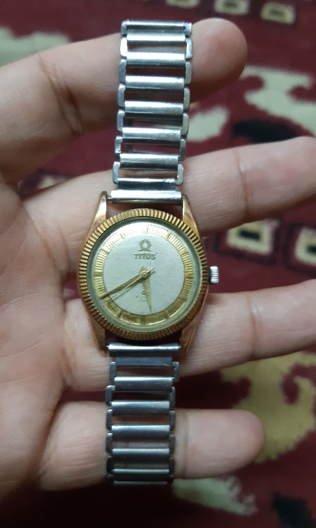 Titus online swiss watch