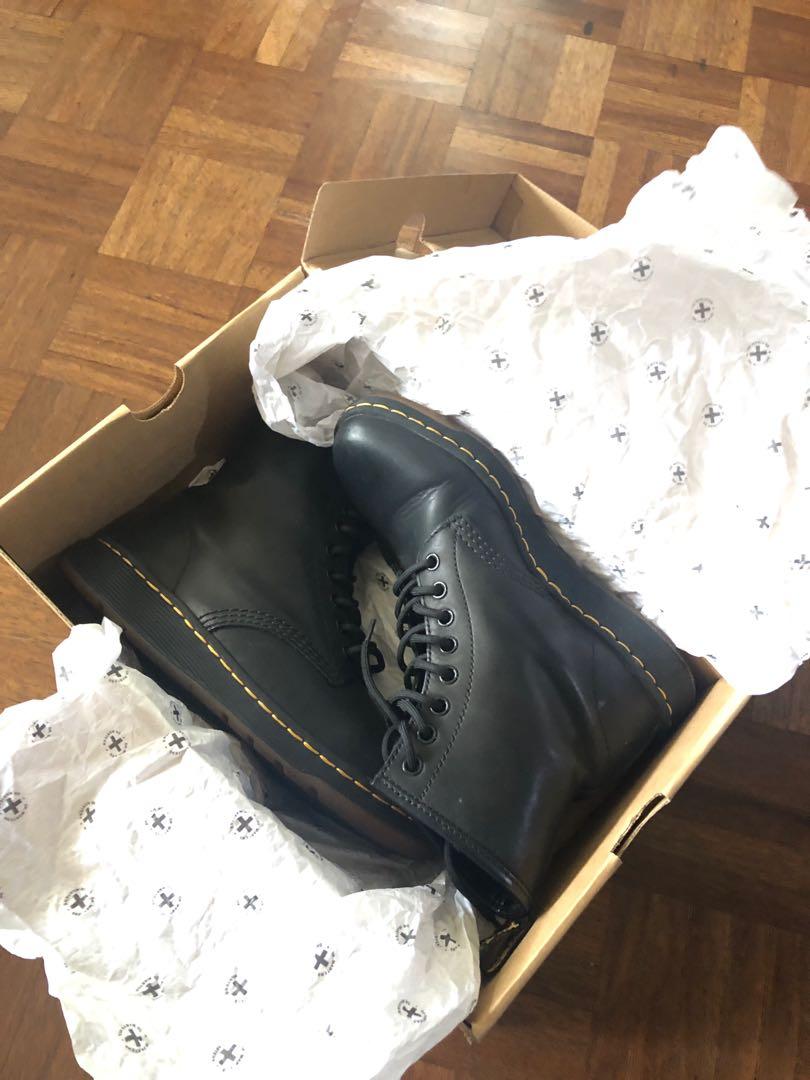 Dm's lite newton black temperley online