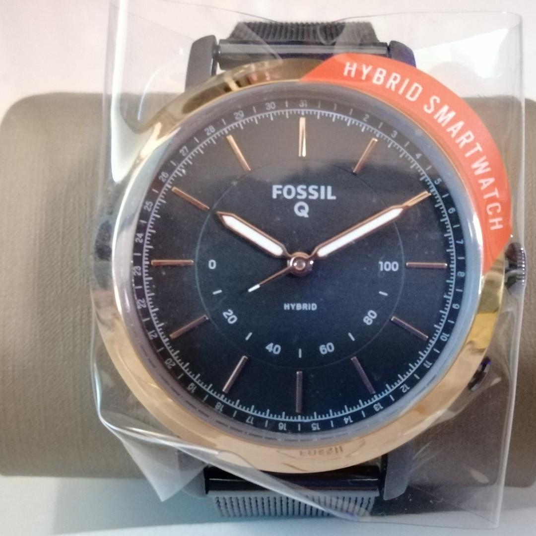 FOSSIL FTW5031 HYBRID SMARTWATCH Q NEELY NAVY MESH Mobile Phones