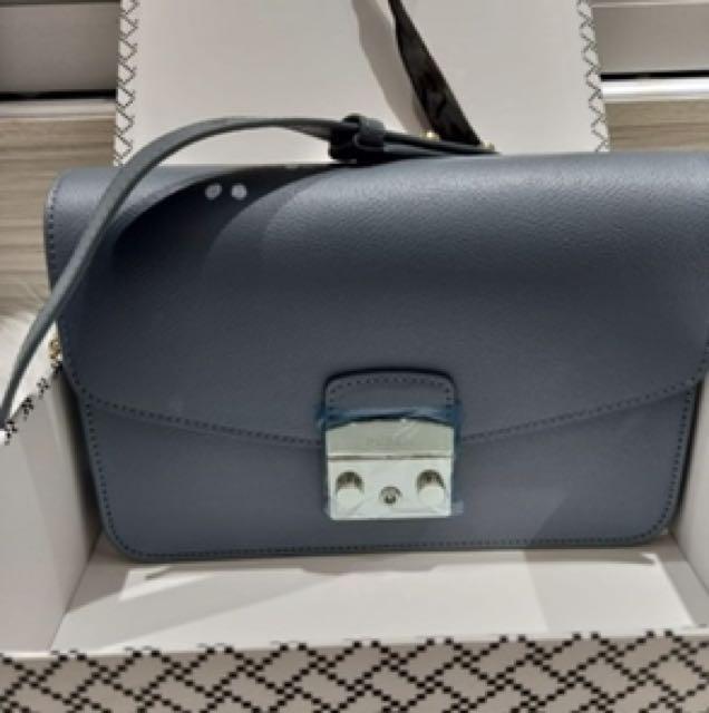 Furla metropolis shoulder bag 25cm on sale