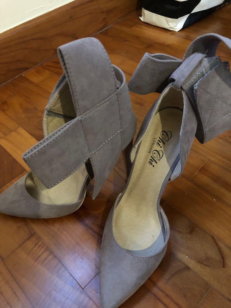 Grey Bow Hells, Women's Fashion, Shoes 