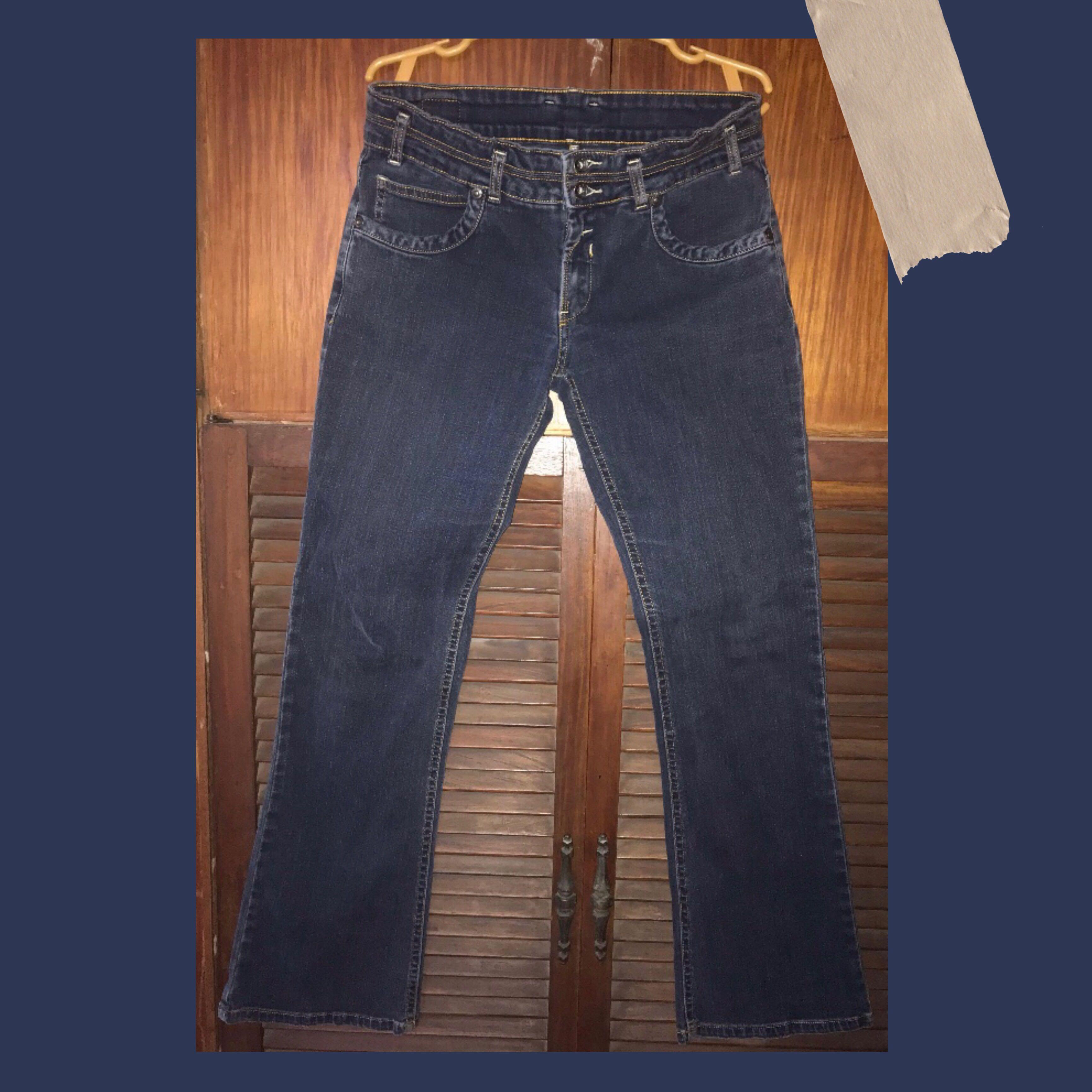 dark wash bootcut jeans