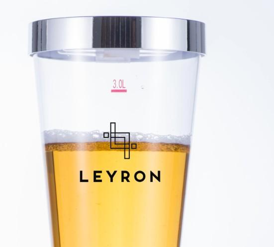 https://media.karousell.com/media/photos/products/2019/07/07/leyron_beer_tower__3l_100_oz_clear_beverage_tower_dispenser_with_included_ice_tube_3_pipes_latest_di_1562500261_fb0e3ded_progressive.jpg