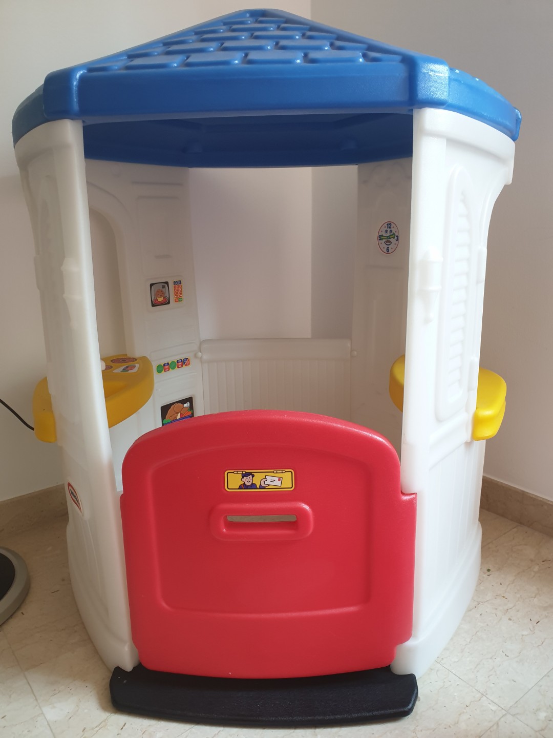 little tikes cozy cottage playhouse
