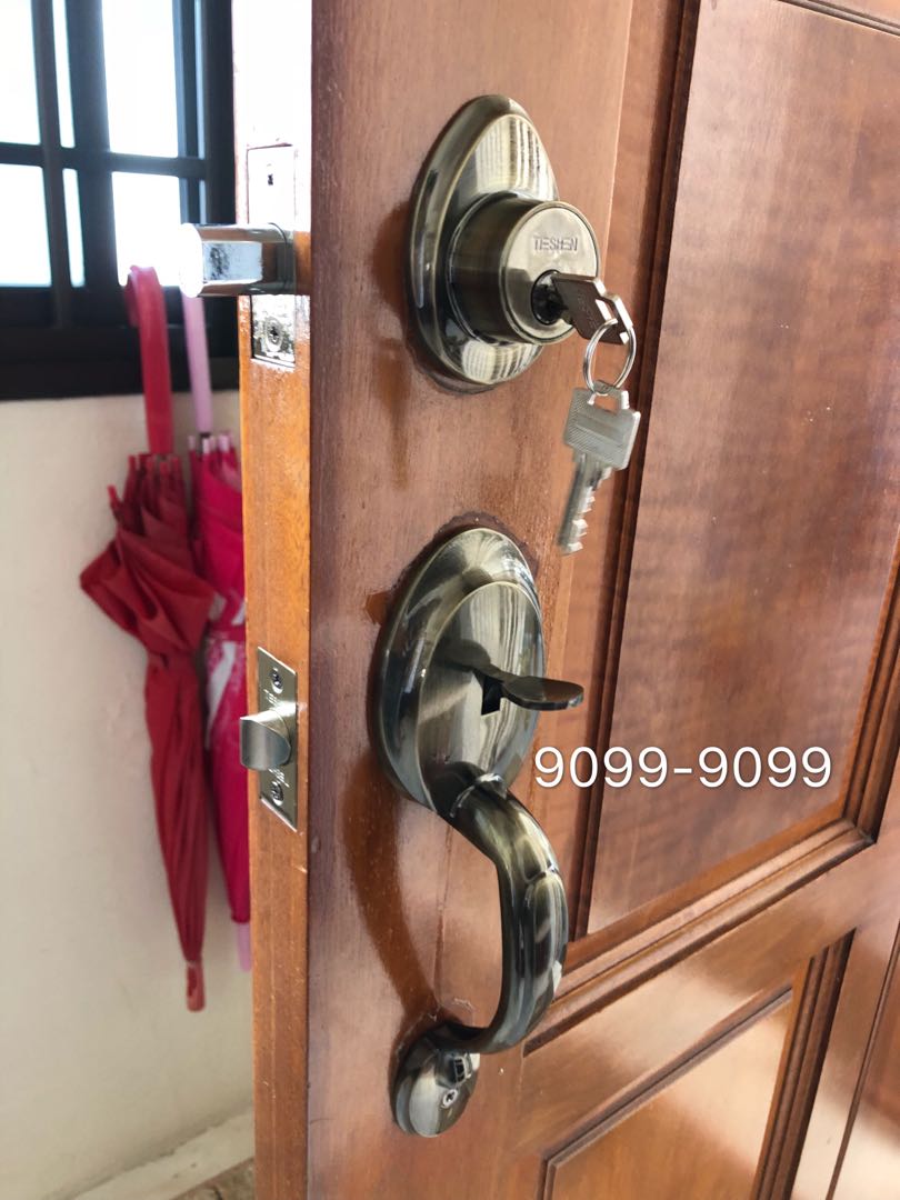 (Category: ) located in . Submitted by aaurgentlocksmith (Listing ID 237689078, Image 1). Description: .