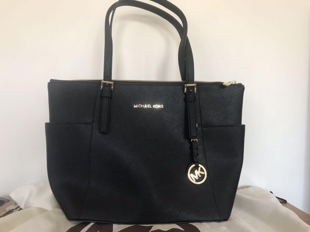 michael kors shoulder bags sale