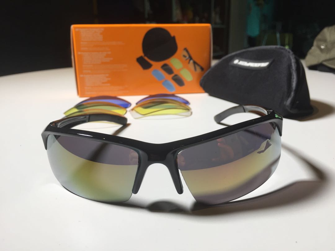 Muddyfox sunglasses top