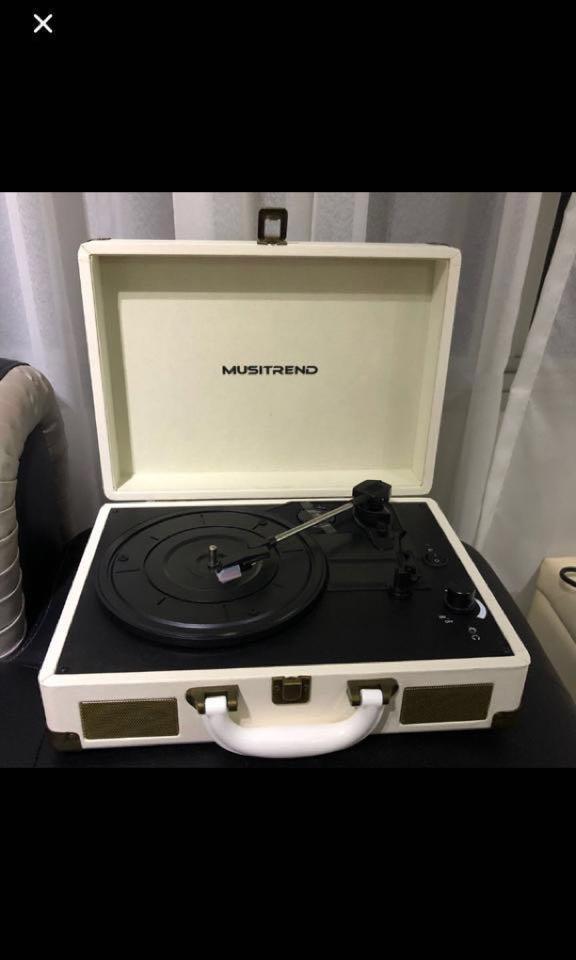 Musitrend turntable portable 2024 suitcase record player