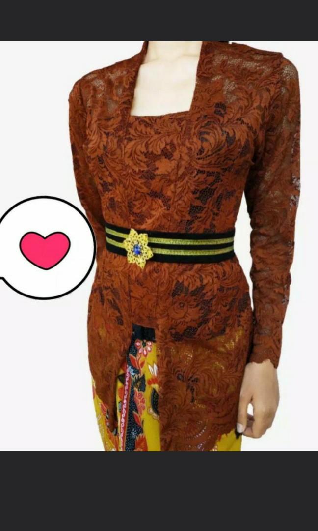 New Kebaya Brokat Coklat Ala Kutubaru Fit To 60kg Fesyen Wanita Pakaian Wanita Atasan Di Carousell