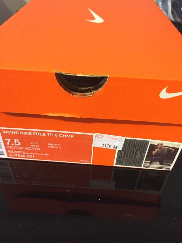 wmns nike free tr 8 chmp