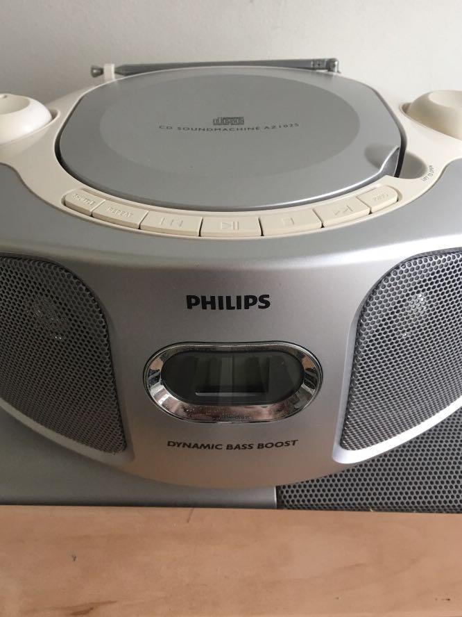 Philips Radio - CD Soundmachine AZ102S, Audio, Portable Music Players ...