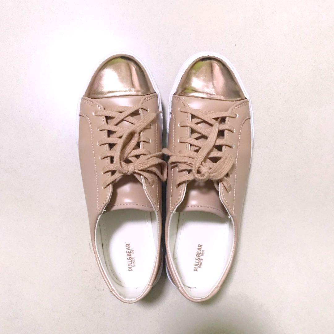 Footwear pull and bear since 1991 clearance