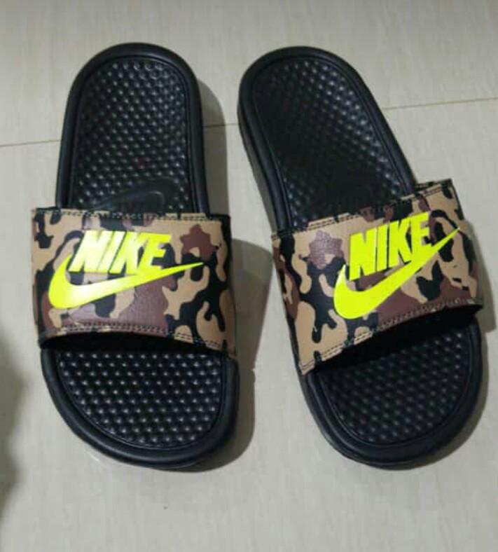 harga sandal nike benassi