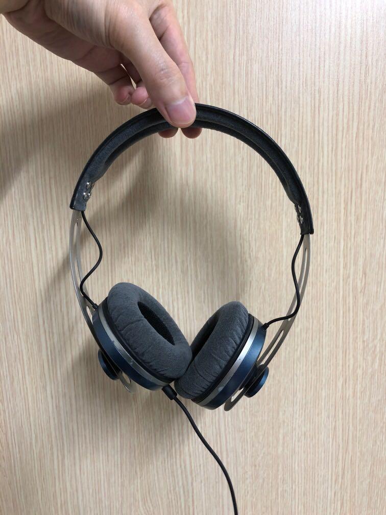 omgive Repræsentere Megalopolis Sennheiser Momentum On-Ear Blue, Audio, Headphones & Headsets on Carousell